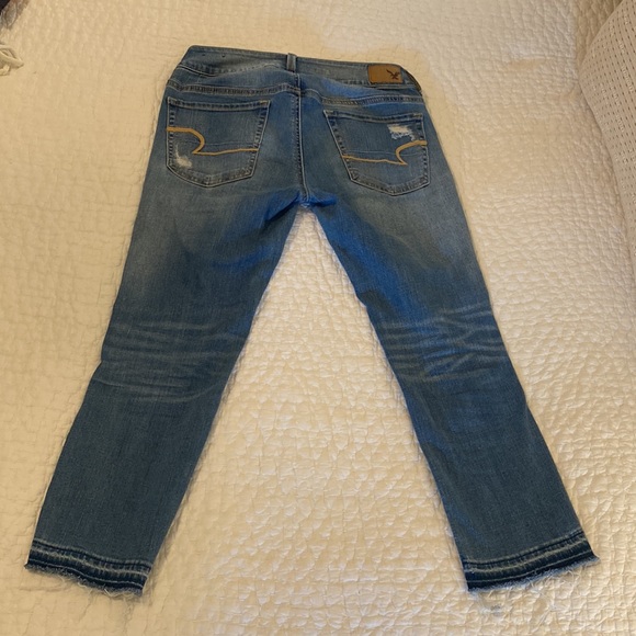 American Eagle artist crop jeans size 6 - Picture 4 of 5